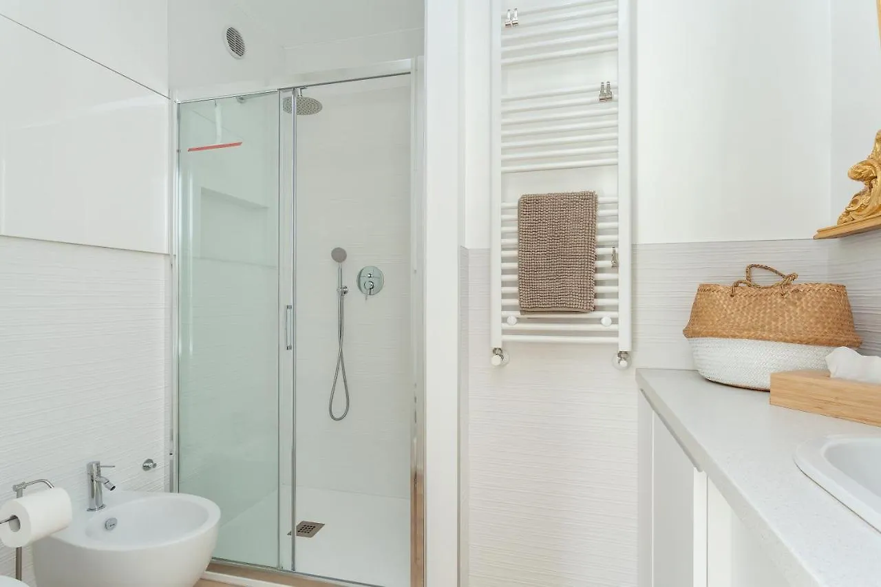 Casa Serena - Meryggiare Apartments Milano 0*,  Italia