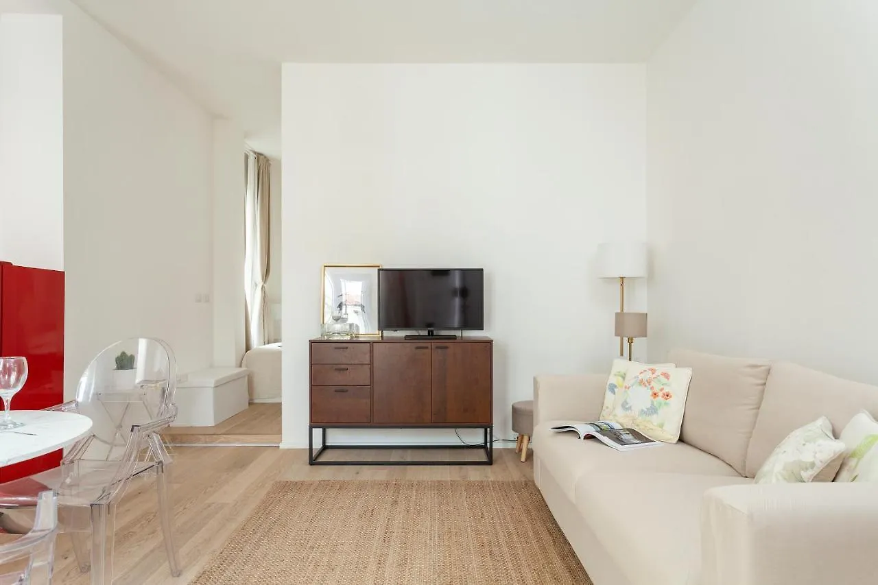 Casa Serena - Meryggiare Apartments 밀라노